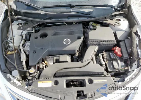 2015 Nissan Altima 2.5 z USA, uszkodzony, nr VIN 1N4AL3AP2FN899406